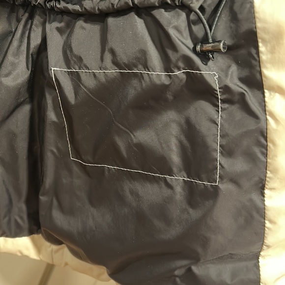 Moncler woman's jacket size 2 - Picture 10 of 16